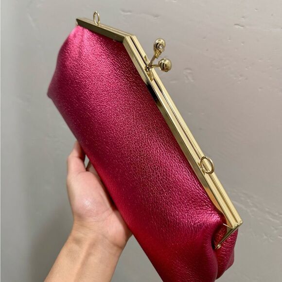 Metallic Magenta Handmade Cowhide leather Unique Frame & Skull Kisslock Purse - Picture 13 of 17